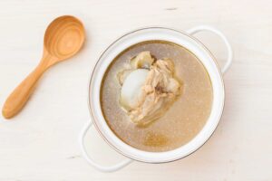 Amazing Healthy Benefits of Bone Broth for Dogs
